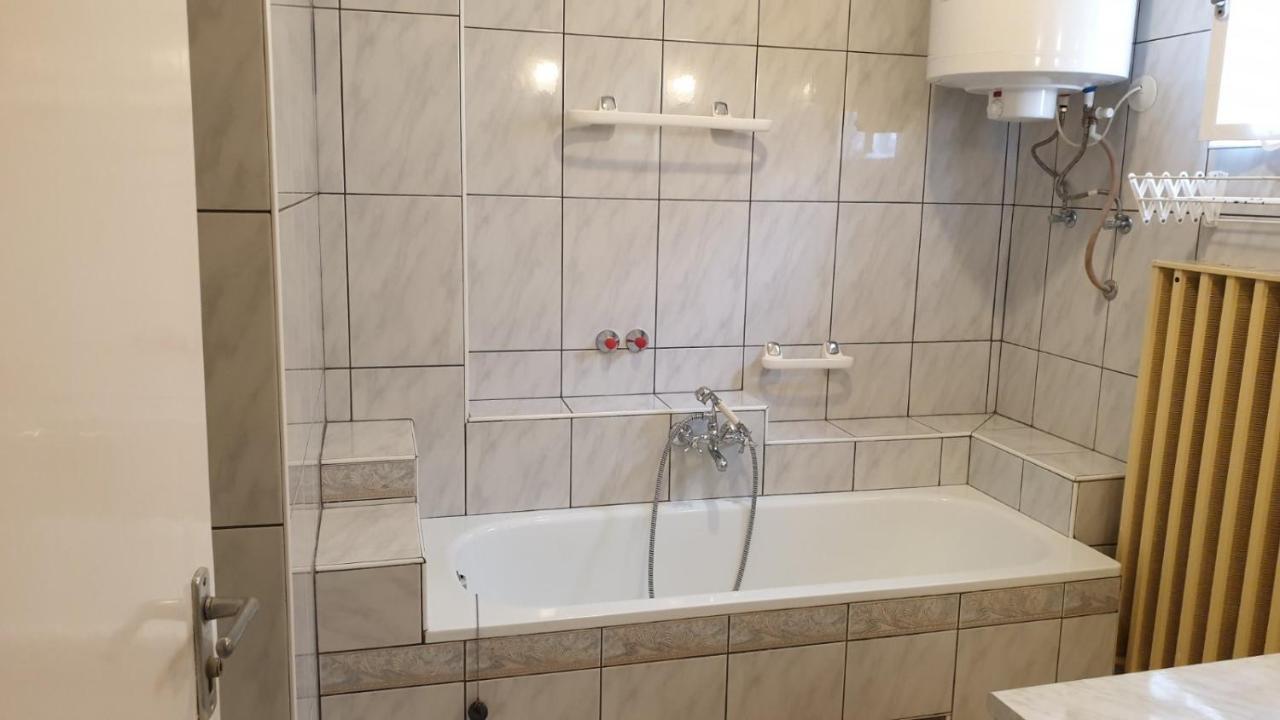 Ilona Apartmanok Balatonboglár 외부 사진