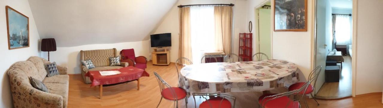 Ilona Apartmanok Balatonboglár 외부 사진